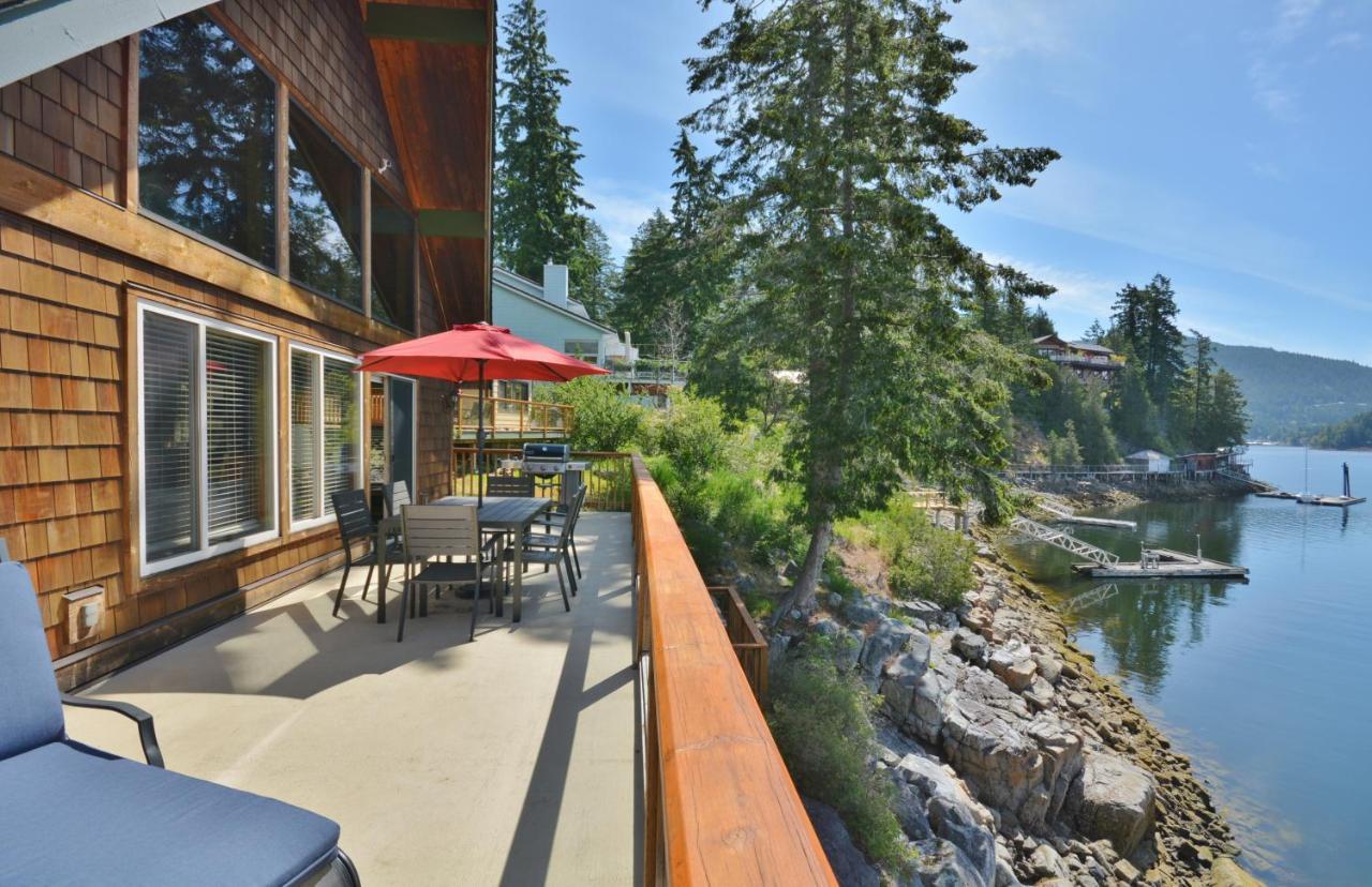 Pender Harbour Resort & Marina Garden Bay Exterior foto