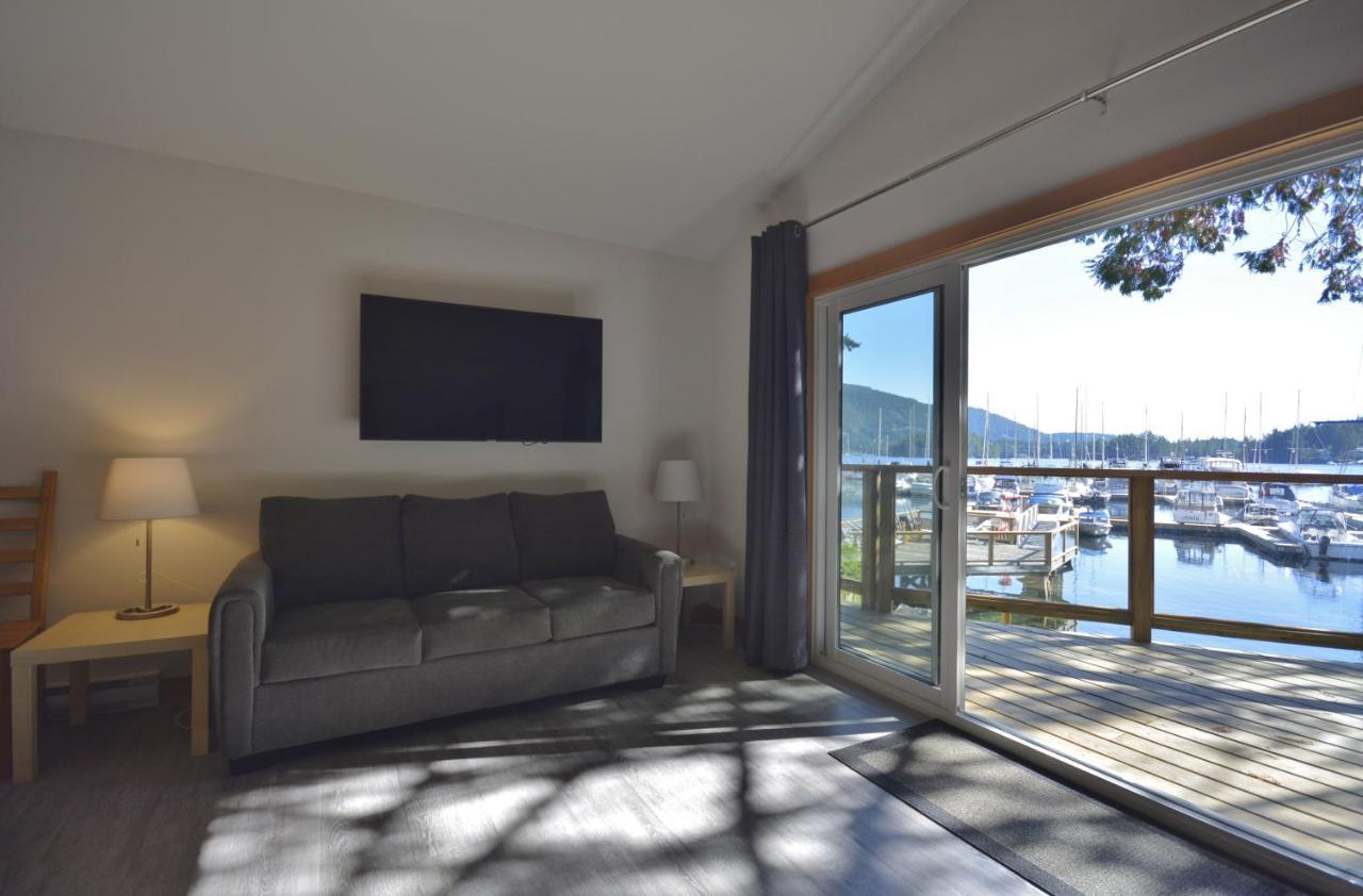 Pender Harbour Resort & Marina Garden Bay Exterior foto
